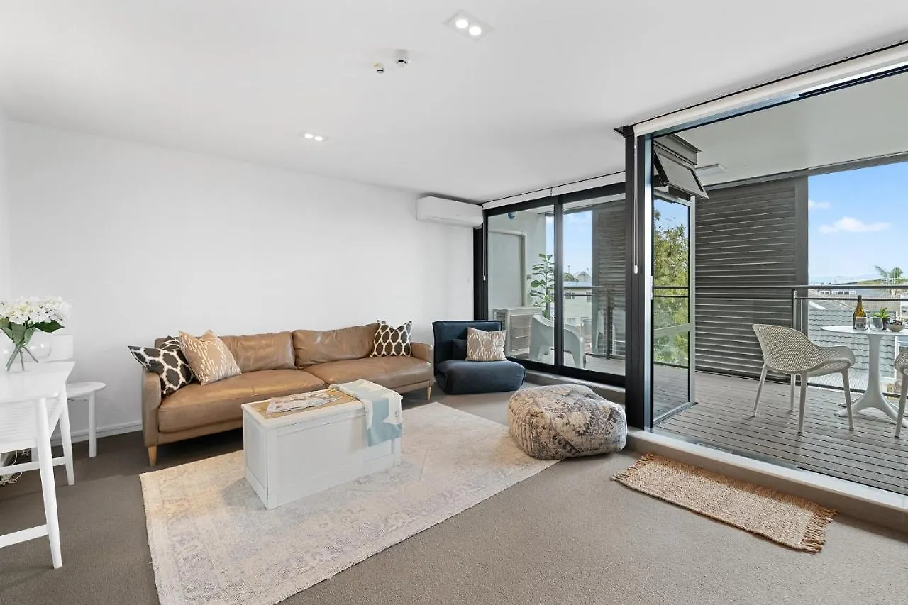 Treetop Escape - Mt Maunganui Apartment Mount Maunganui Holiday home