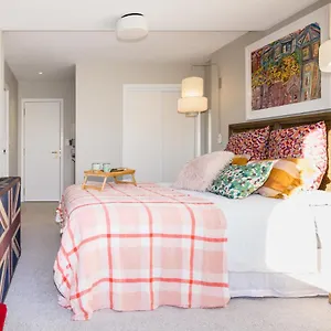 Guest house Enjoy Downtown, Mount Maunganui